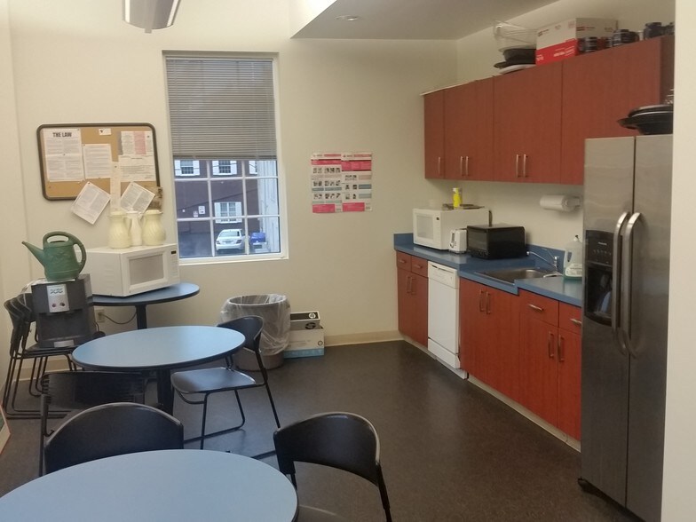 More Photos Of 6506 E Quaker St, Orchard Park Office For Sale