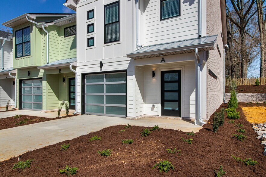 More Photos Of 160 Excell Rd, Clarksville Apartments For Sale