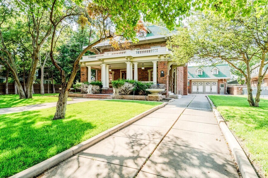 Primary Photo Of 1608 S Polk St, Amarillo Office For Sale
