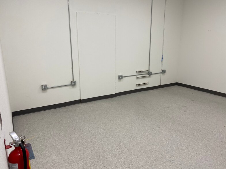 More Photos Of 19214 Clay Rd, Katy Unknown For Lease