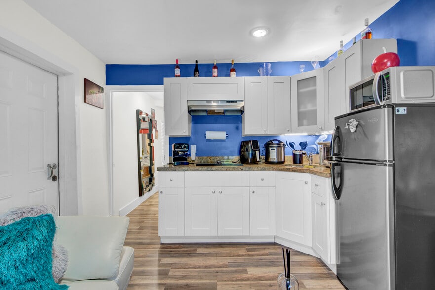 More Photos Of 2900 SW 4th St, Miami Apartments For Sale