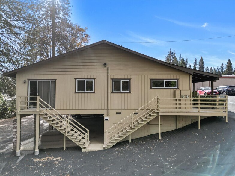 More Photos Of 719-733 Zion St, Nevada City Office For Sale