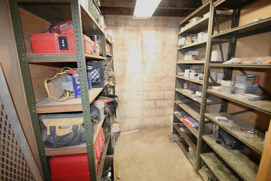 More Photos Of 3 S 5th St, Darby Warehouse For Sale