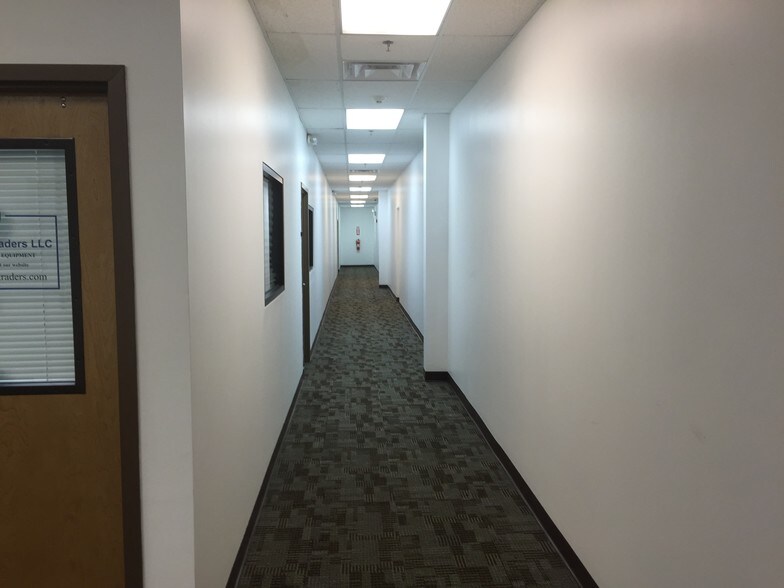 More Photos Of 1 S Main St, Toms River Warehouse For Lease