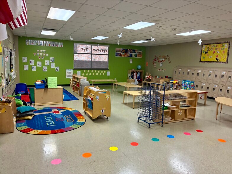 More Photos Of 1316 Washington Ave, Houston Schools For Lease