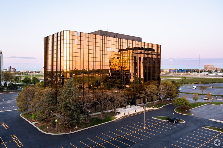 More Photos Of 3601 Algonquin Rd, Rolling Meadows Office For Lease