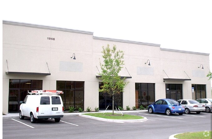 More Photos Of 1966 W New Hampshire St, Orlando Warehouse For Lease