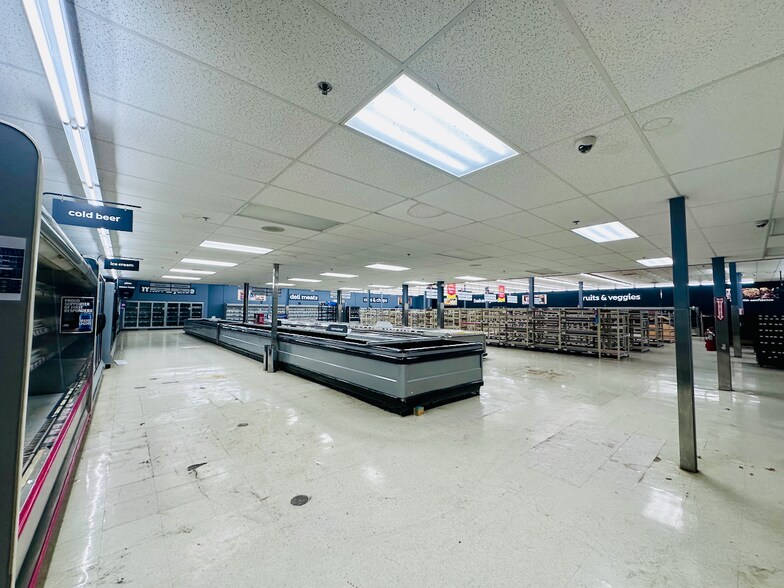 More Photos Of 45-47 Ellicott St, Batavia Storefront Retail Office For Lease