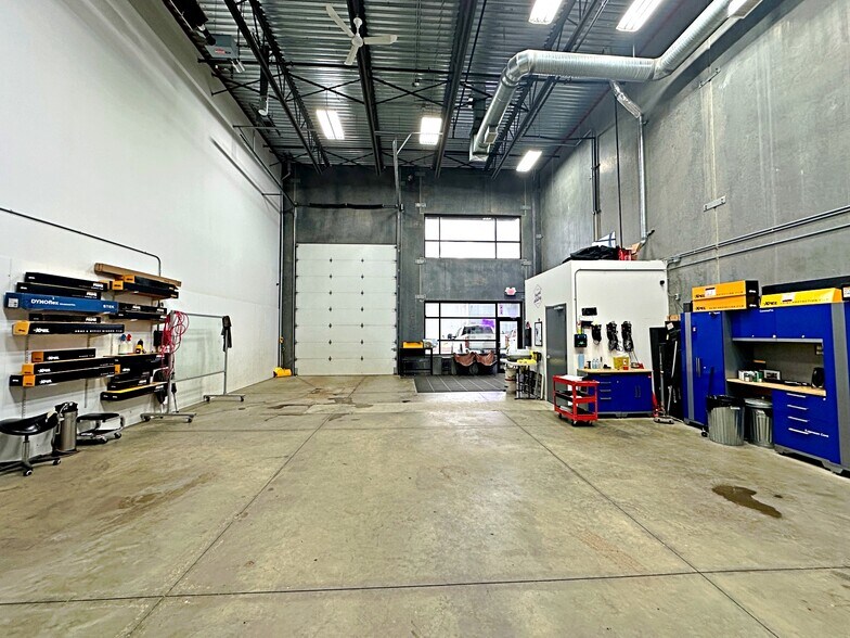 More Photos Of 400 Mackenzie Blvd, Fort McMurray Flex For Sale