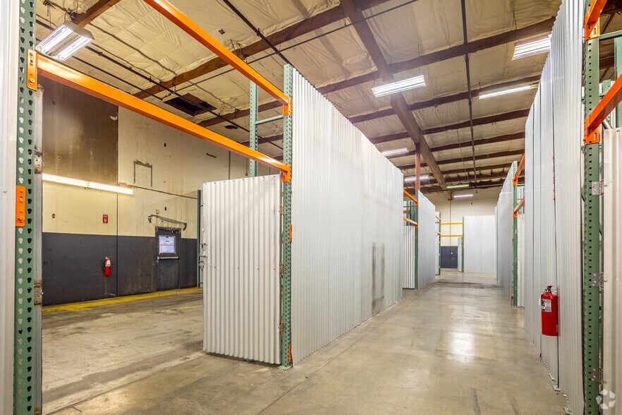 More Photos Of 6035 NE 92nd Dr, Portland Warehouse For Lease