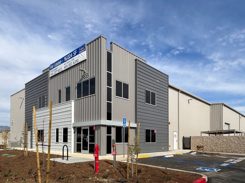 Primary Photo Of 8655 Beech Ave, Fontana Warehouse For Lease