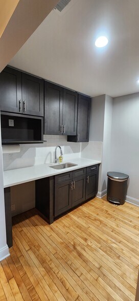 More Photos Of 81 N Main, Mount Clemens Loft Creative Space For Lease