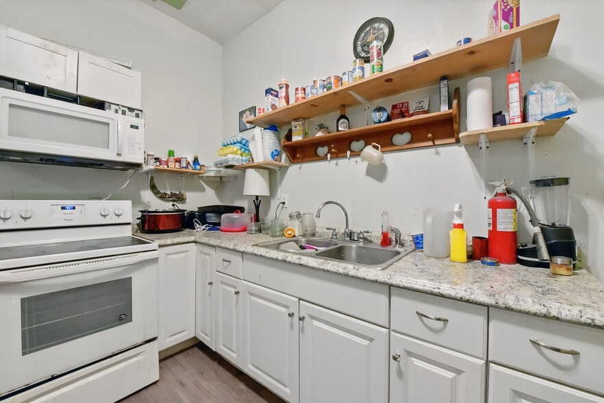 More Photos Of 22839 Highway 146 N, Cleveland Convenience Store For Sale