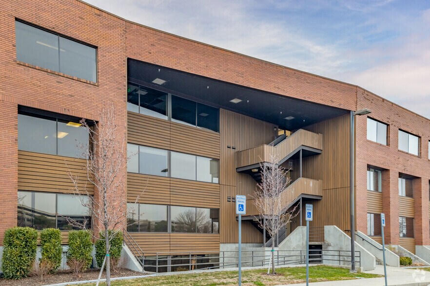 More Photos Of 3295 W Elder St, Boise Coworking Space