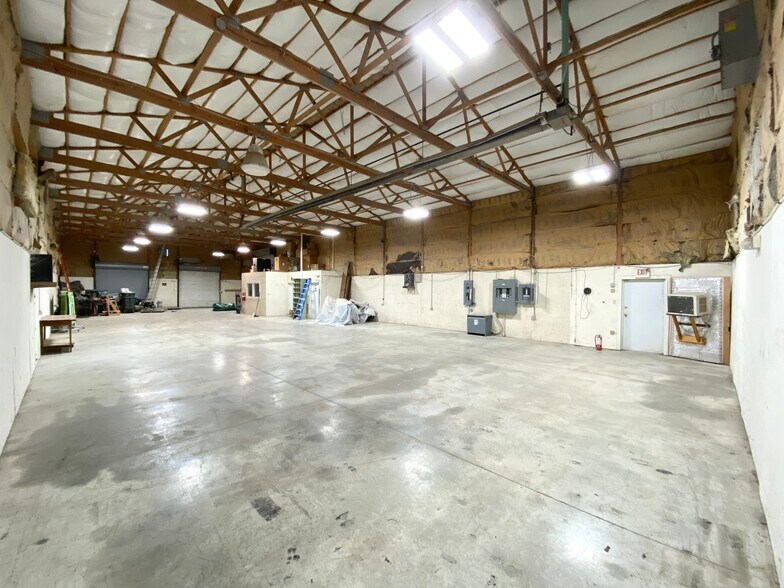 More Photos Of 7530 Hebbardsville Rd, Athens Distribution For Sale