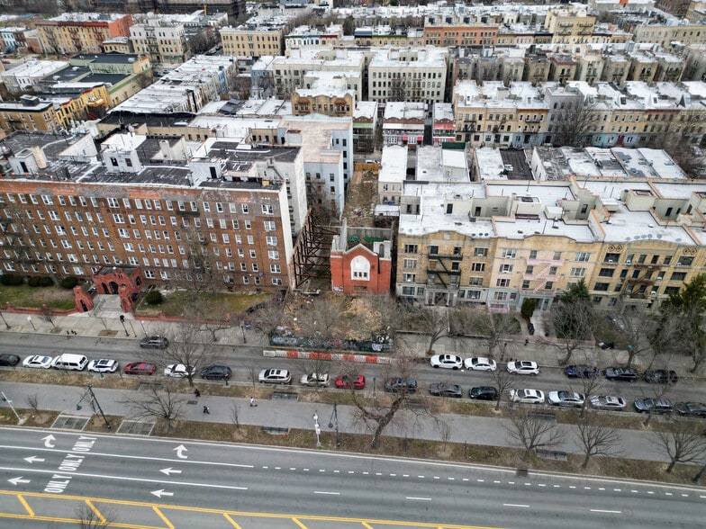 More Photos Of 991 Eastern Pky, Brooklyn Land For Sale