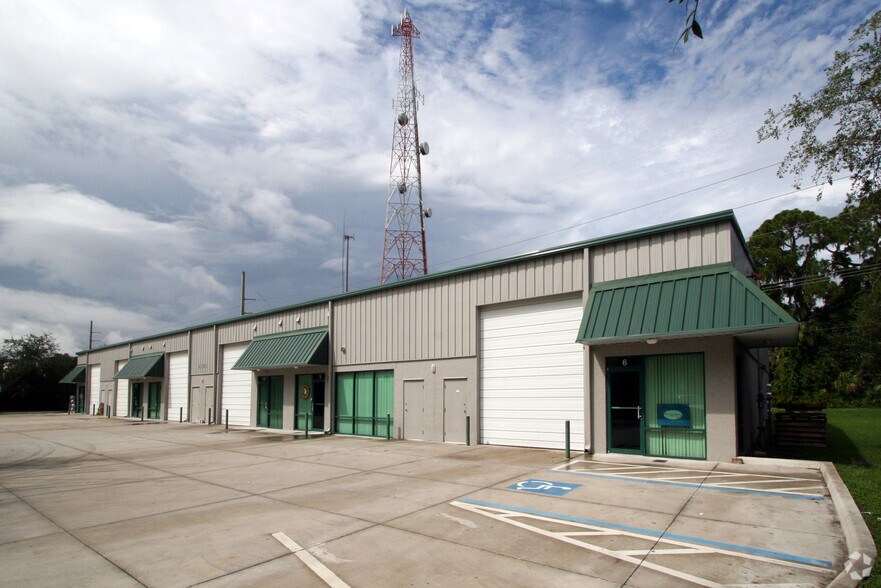 Primary Photo Of 6292 Tower Ln, Sarasota Warehouse For Lease