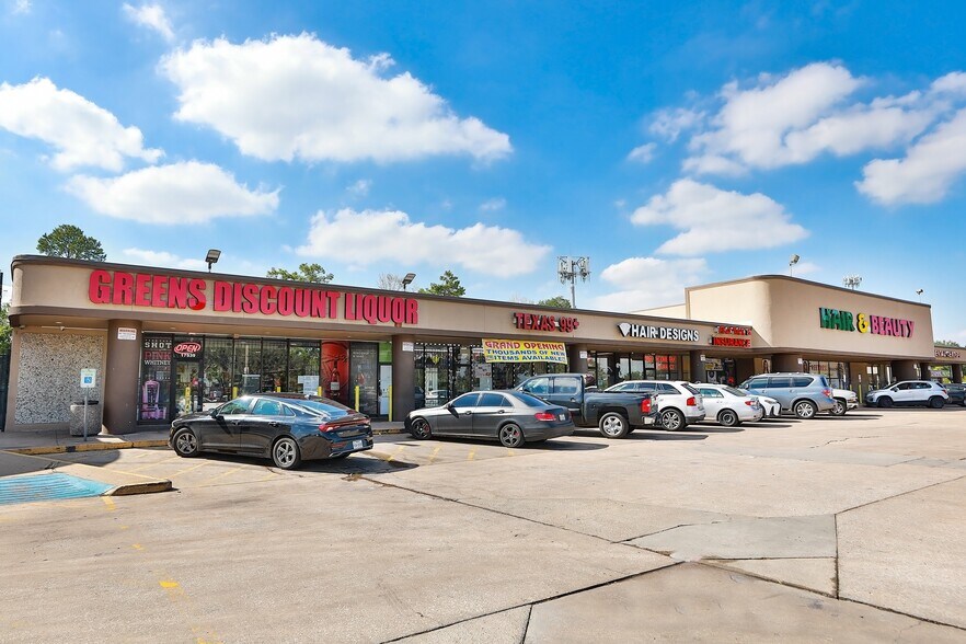 More Photos Of 17503-17587 Imperial Valley Dr, Houston Unknown For Lease