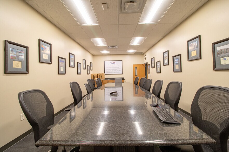 More Photos Of 335 S 1250 W, Lindon Self Storage For Lease