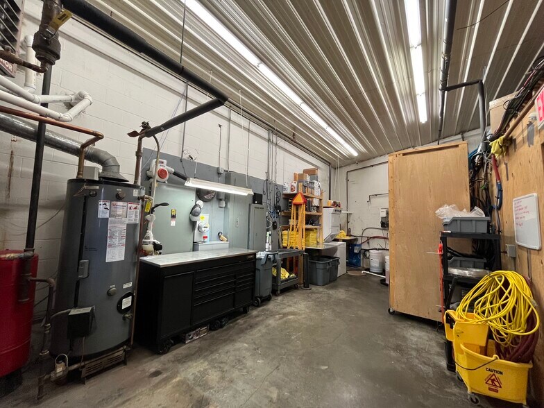 More Photos Of 912 Old Liverpool Rd, Liverpool Carwash For Sale