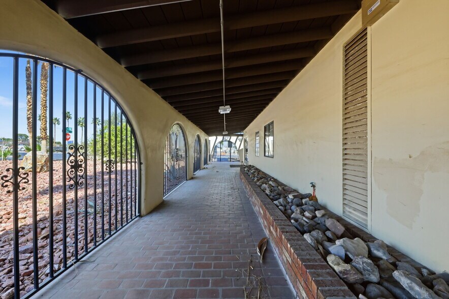 More Photos Of 2315 E Tropicana Ave, Las Vegas Medical For Sale