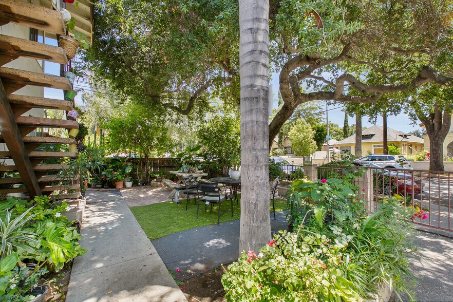 More Photos Of 541 N Summit Ave, Pasadena Apartments For Sale