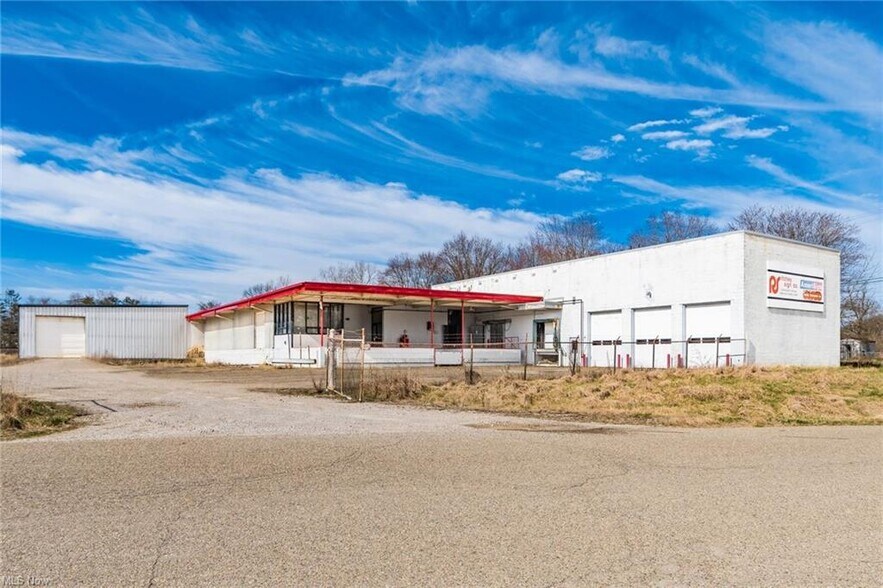 More Photos Of 2055 Greif Rd, Zanesville Warehouse For Lease