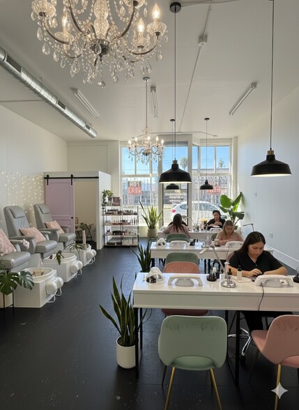 More Photos Of 3500 S Western Ave, Los Angeles Storefront Retail Residential For Lease