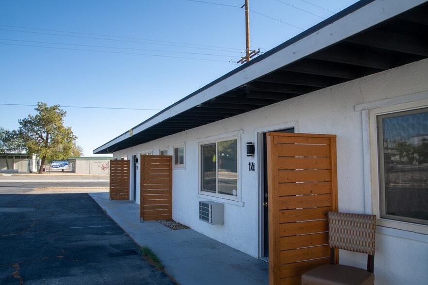 More Photos Of 339 W Church Ave, Ridgecrest Hotel For Sale