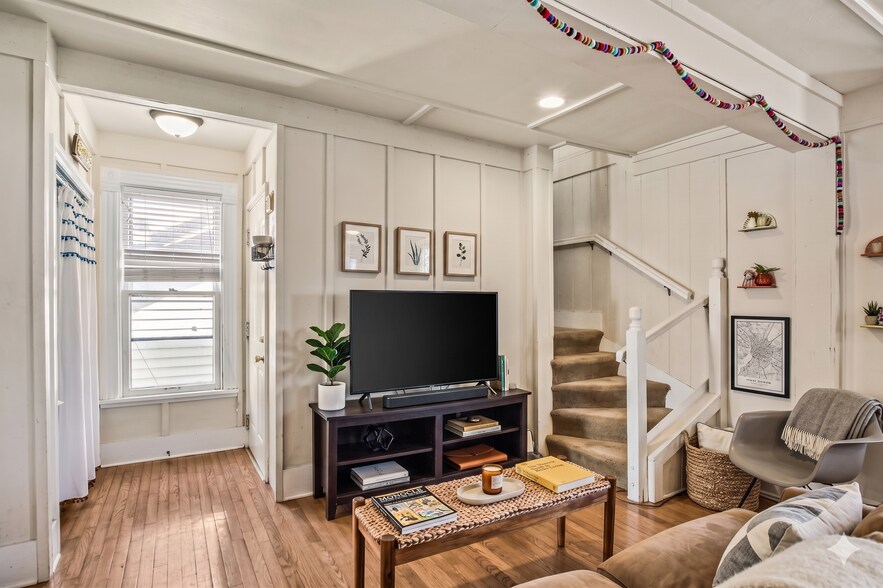 More Photos Of 120-126 N Franklin St, Madison Apartments For Sale