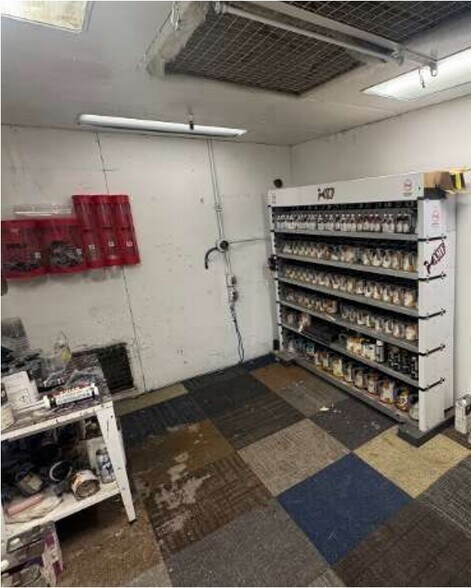 More Photos Of 4805 S 50th St, Tampa Industrial For Lease