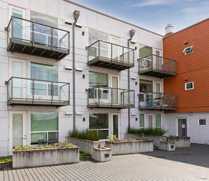More Photos Of 4351 15th Ave S, Seattle Apartments For Sale