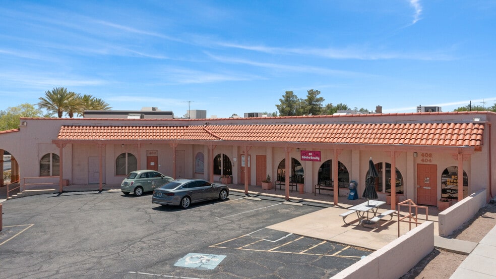 More Photos Of 400 Nevada Way, Boulder City General Retail For Sale