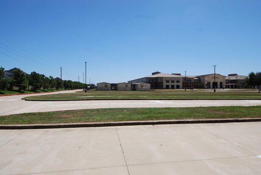 More Photos Of 0 Fulshear Katy rd, Fulshear Land For Sale