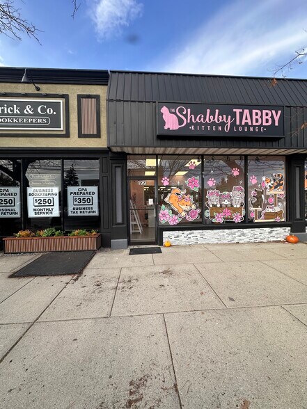 More Photos Of 199 W Main St, Sayville Storefront For Lease