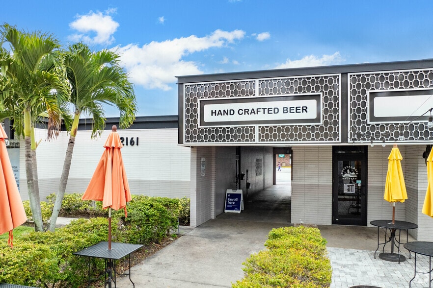 More Photos Of 2161 Mcgregor Blvd, Fort Myers Office For Sale