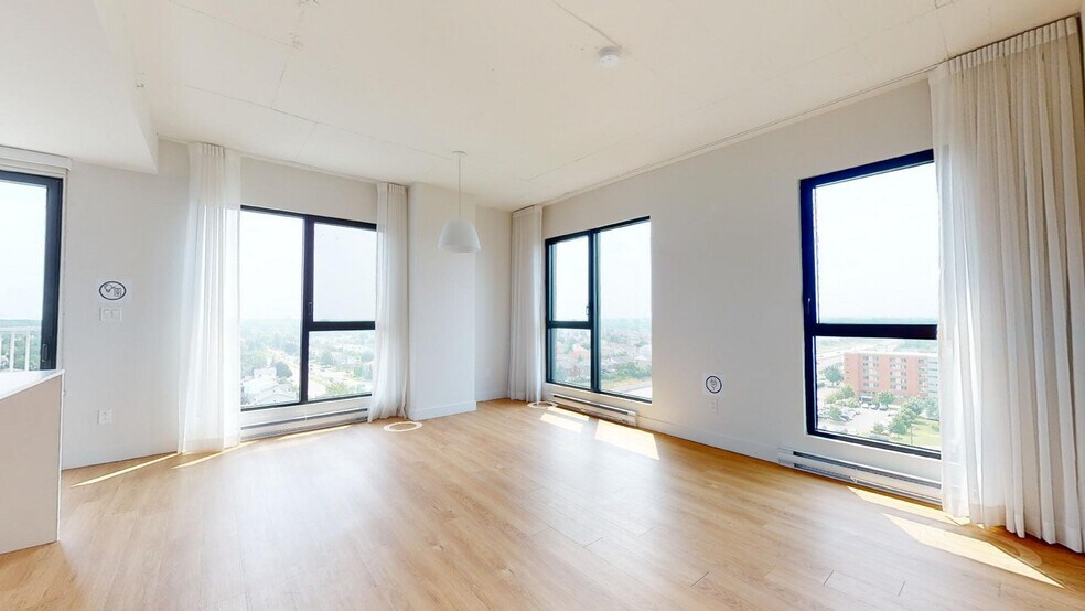 More Photos Of 8405 Pl Saint-Charles, Brossard Apartments For Lease