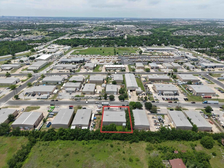 More Photos Of 2350 Patterson Industrial Dr, Pflugerville Warehouse For Lease