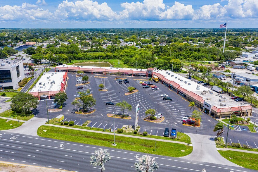 Primary Photo Of 10110-10154 Us Highway 19, Port Richey Restaurant For Lease