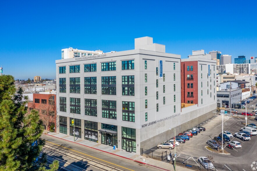 More Photos Of 378 Embarcadero W, Oakland Apartments For Lease