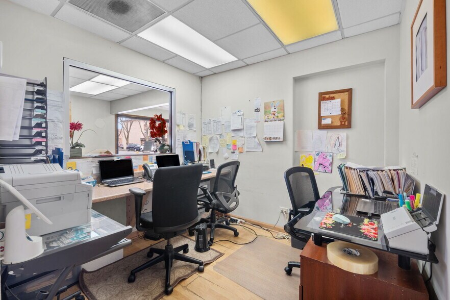 More Photos Of 7107 W Belmont Ave, Chicago Medical For Lease