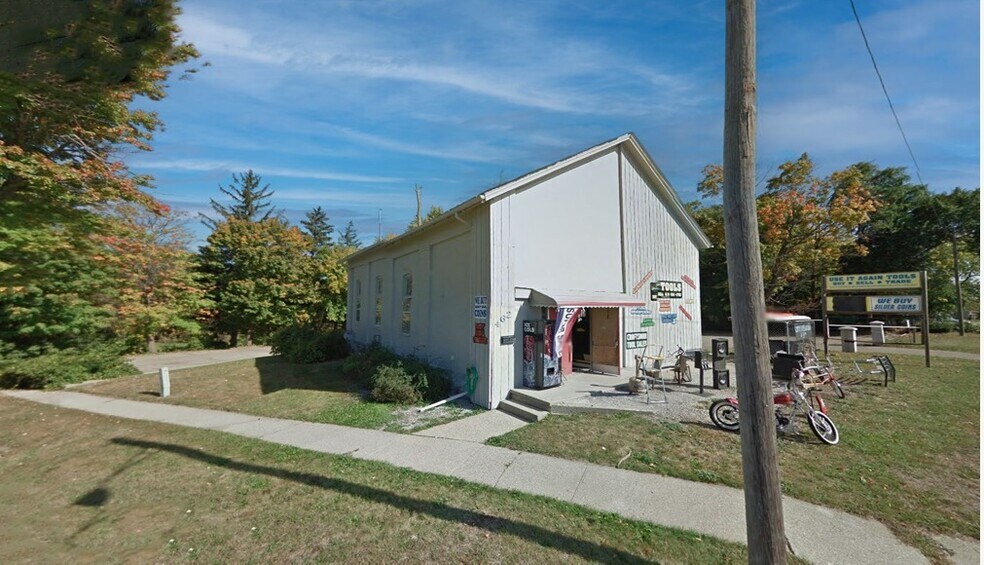 Primary Photo Of 462 W Genesee St, Lapeer Storefront Retail Office For Sale