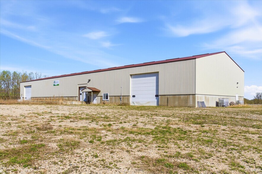 More Photos Of 24104 755th Ave, Albert Lea Warehouse For Sale