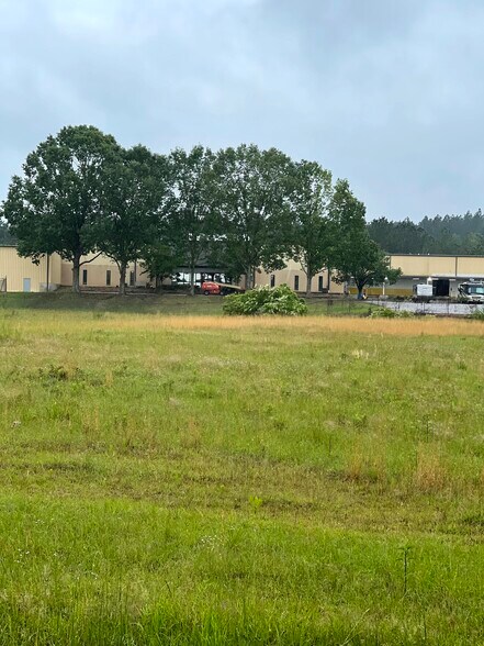 More Photos Of 27 Neil Gunn Rd, Ellisville Distribution For Lease