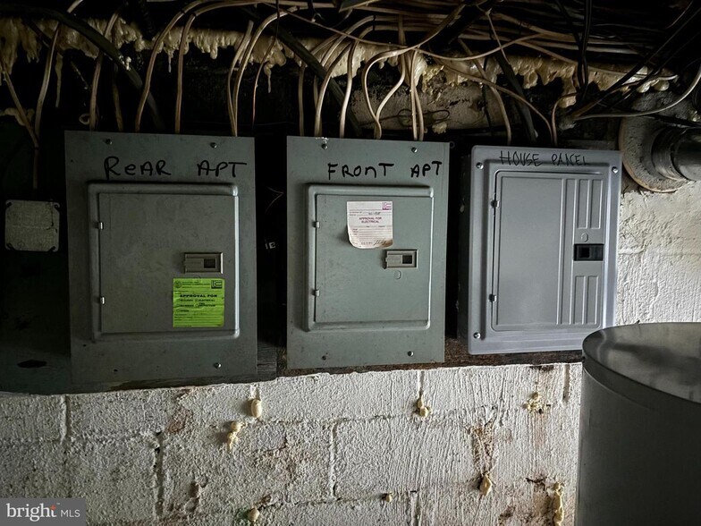 More Photos Of 42 Oak Ave, Blackwood Apartments For Sale