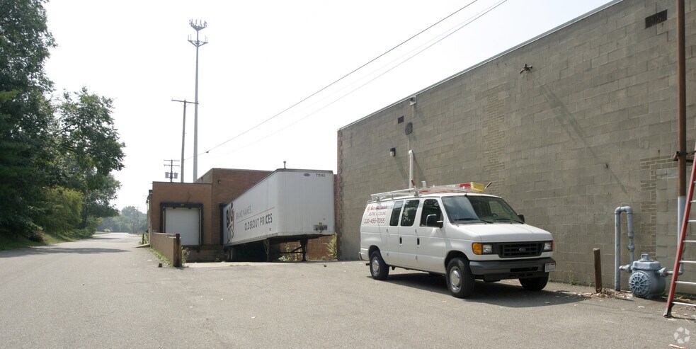 More Photos Of 1314-1536 Whipple Ave NW, Canton General Retail For Lease