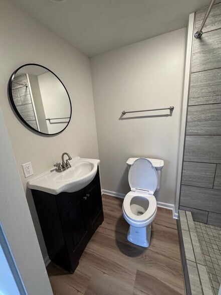 More Photos Of 470-472 Sumner St, Akron Apartments For Sale