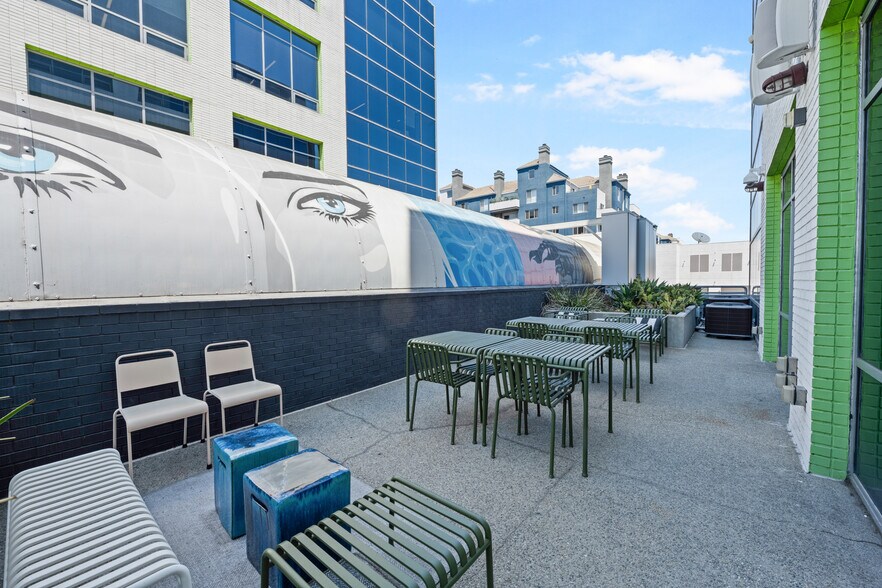 More Photos Of 100 W Broadway, Long Beach Office For Lease