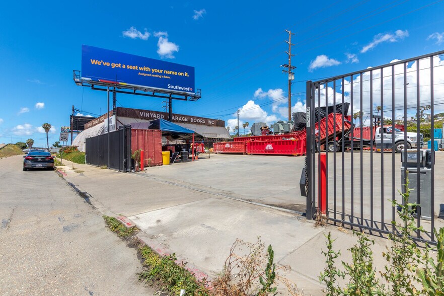More Photos Of 3571 Pacific Hwy, San Diego Contractor Storage Yard For Sale