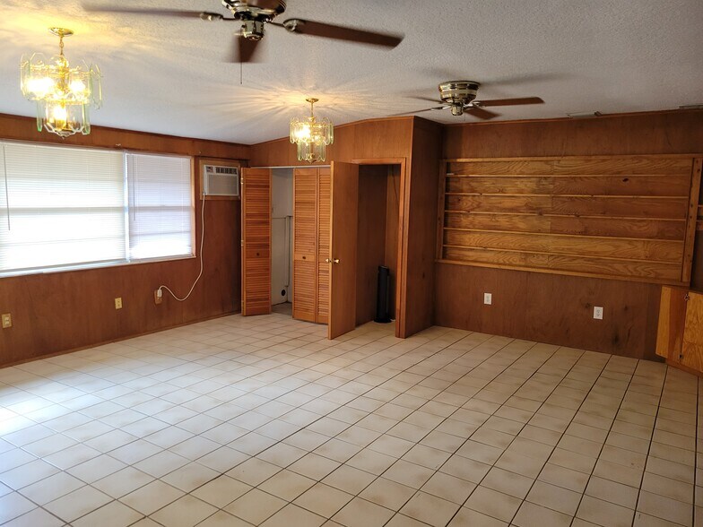 More Photos Of 1661 Votaw Rd, Apopka Specialty For Sale